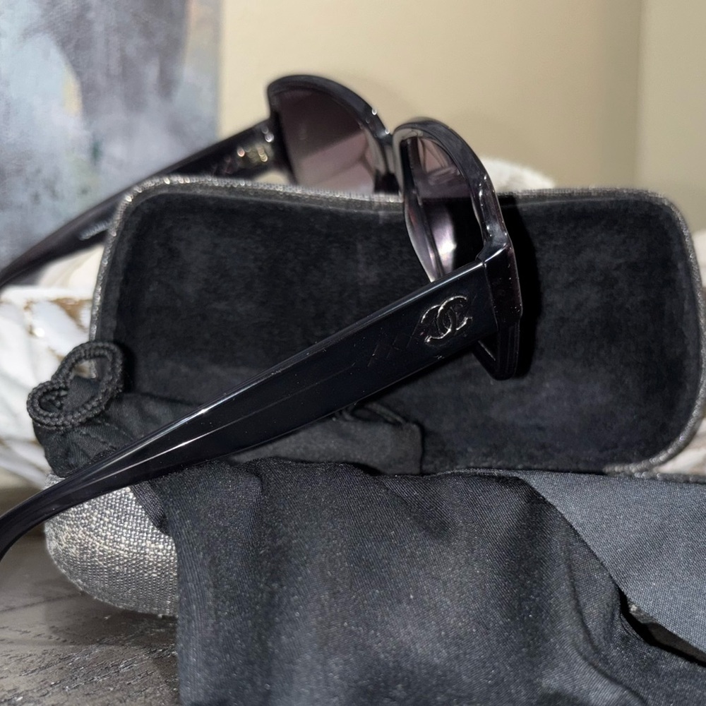 CHANEL Acetate Square CC Sunglasses 5385-A in Black​​​ - Picture 3 of 13